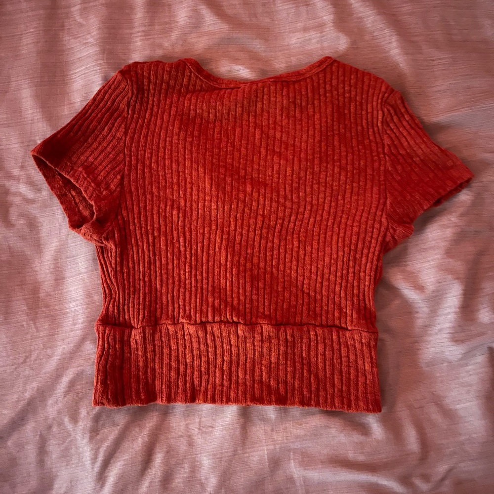 Never worn top - Picture 2 of 2